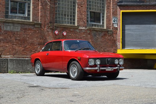 1975 Alfa Romeo 2000 GTV SOLD