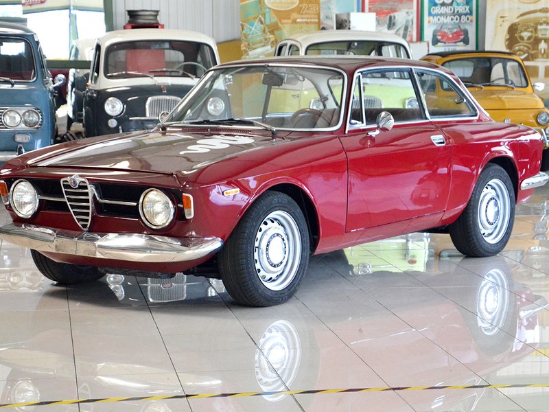 1970 Alfa Romeo GT Junior 1300 Stepnose - Excellent