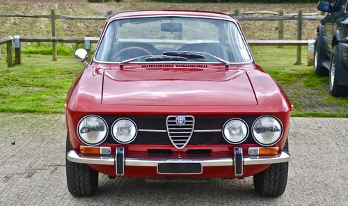 1971 Alfa Romeo 1750 GTV Mk2 RHD For Sale