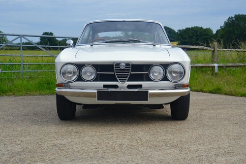 1968 Alfa Romeo 1750 GTV Mk1 RHD In vendita