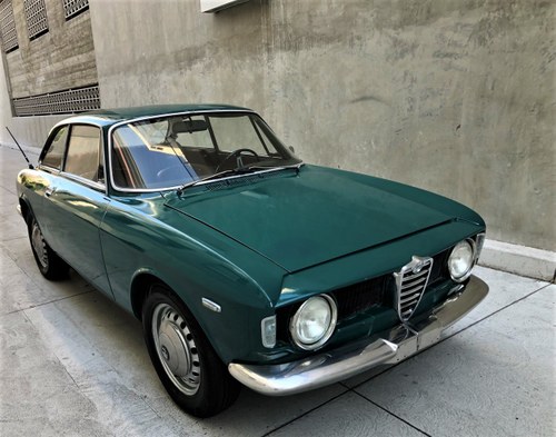 1968 ALFA ROMEO GIULIA GT 1300 SOLD
