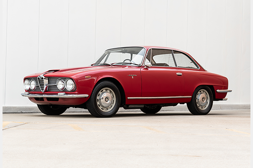 1966 Alfa Romeo 2600 Sprint  Red(~)Black 5 Speed $36.7k In vendita