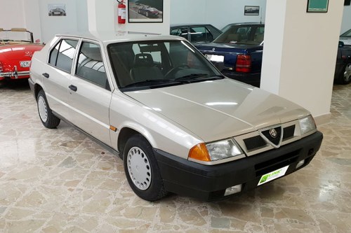 1091/5000 ALFA ROMEO 33 1.5 IE (1991) In vendita