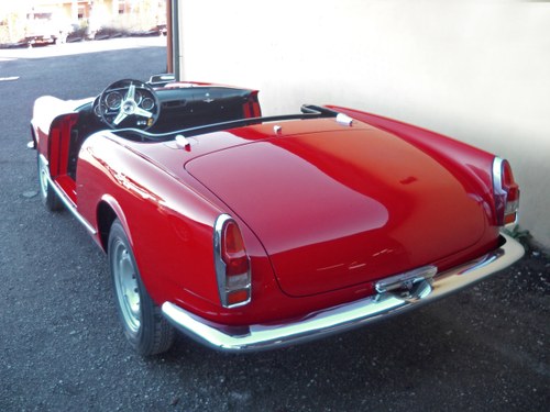 1960 Alfa Romeo 2000 Touring Spider Red Full Restored  €179k For Sale