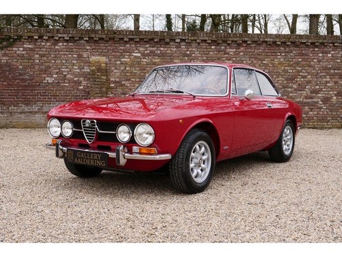 1971 Alfa Romeo 1750 GTV Bertone Coupe Series 2 Fully restored  For Sale