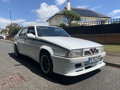 1992 Alfa 75 2.0 Twinspark with factory Veloce kit For Sale