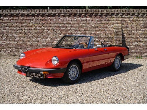 1983 Alfa Romeo Spider 2.0 Veloce Very nice condition, 2.0 engine For Sale