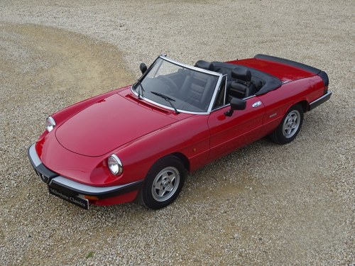 1989 Alfa Romeo Spider S3 – RHD/39,000 miles/Stunning SOLD