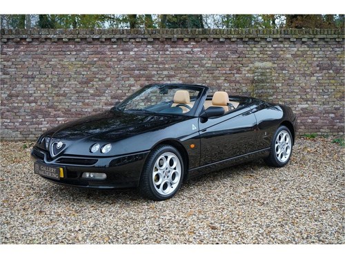 2001 Alfa Romeo Spider 2.0-16V T.Spark Very well maintained, elec In vendita