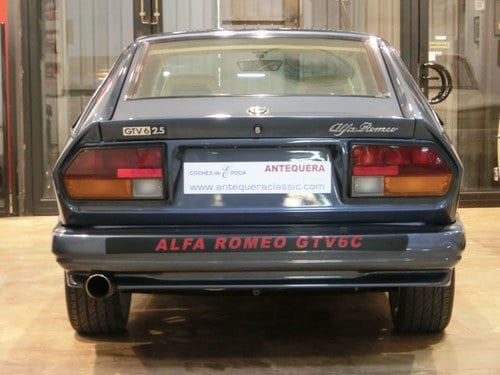 1986 Alfa Romeo GTV - 9