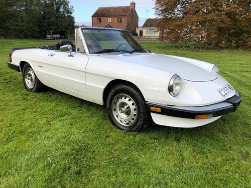 1986 Alfa Romeo Spider S3 'Graduate' Edition For Sale by Auction