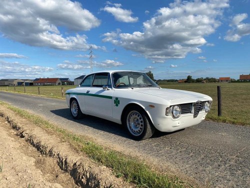1967 - Alfa Romeo 1600 GTV - Sensible upgrades SOLD