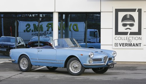 1961 Alfa Romeo 2000 Touring Spider 2+2 - Nut & bolt restoration For Sale