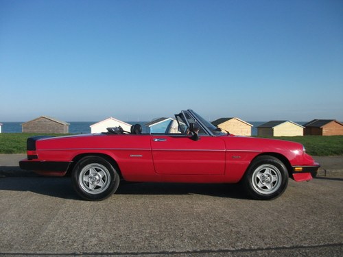 1986 Alfa Romeo Spider Series 3 Garduate. Lovely condition SOLD