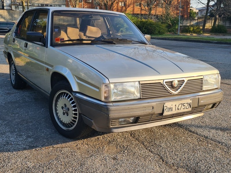 1986 Alfa Romeo 90