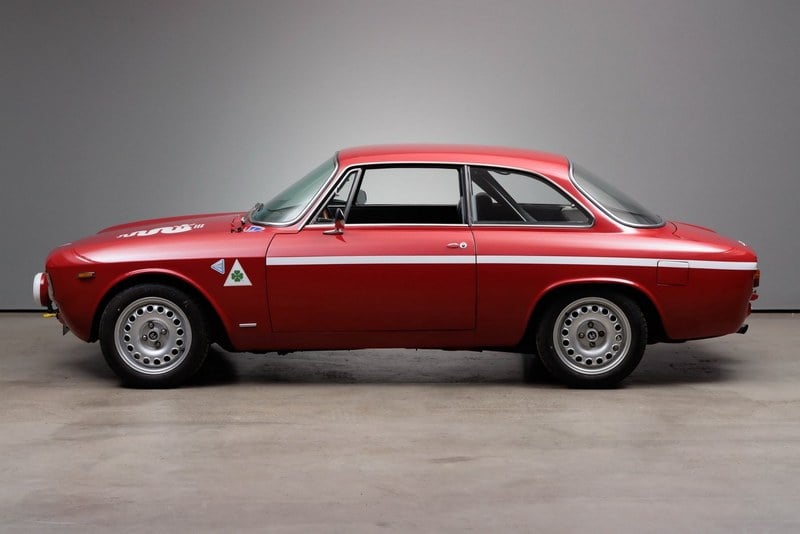 1968 Alfa Romeo GT - 4