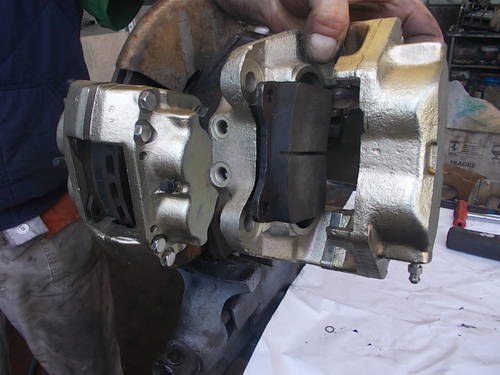 Alfa Romeo Montreal front calipers with pads For Sale
