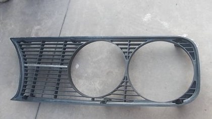 Front side grills for Alfa Romeo 2000 Berlina