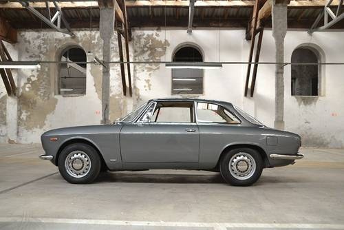 1969 ALFA ROMEO GIULIA GT 1300 JUNIOR for sale In vendita