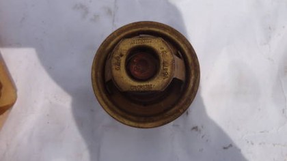 Thermostatic valve for Alfa Romeo Montreal