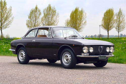 1975 Alfa Romeo 1300 GT Junior In vendita