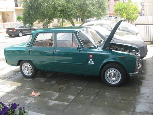 1972 Alfa romeo giulia super SOLD