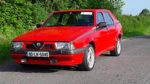 1990 Alfa Romeo 75 2.0 t spark In vendita