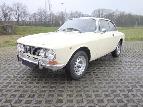1974 Alfa Romeo 1300 GT : 05 Aug 2017 For Sale by Auction