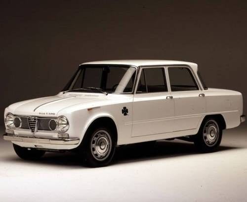 Alfa Romeo Giulia saloon wanted asap.