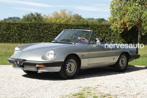 Alfa Romeo Duetto – 1987 SOLD