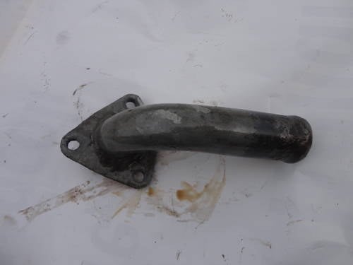 Water connection pipe to thermostat for Alfa Romeo Montreal Kaufen Bei