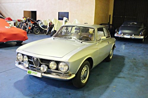 ALFA ROMEO GT 1750 (1968) FIRST SERIES, LOW PEDAL For Sale