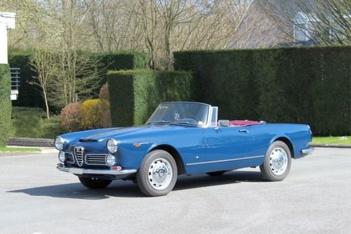 1963 Alfa Romeo 2600 Spider by Touring  In vendita
