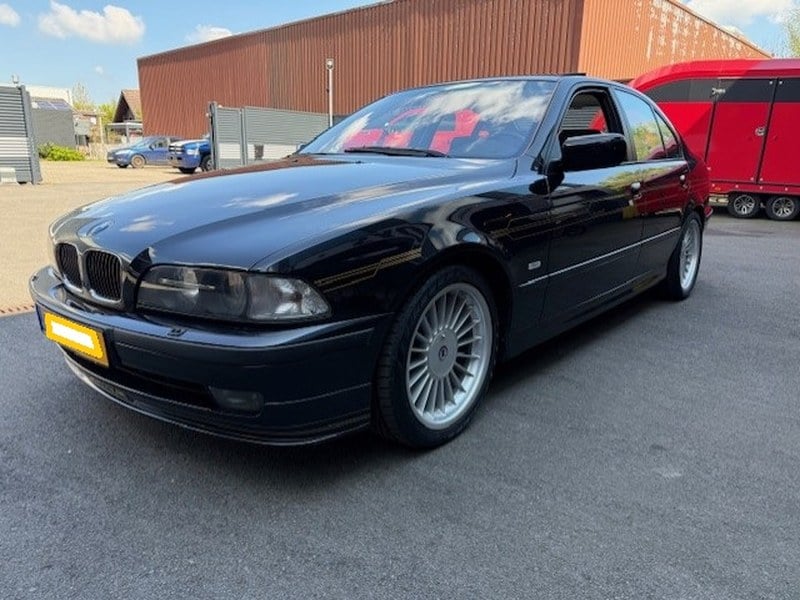 ALPINA B10 V8 E39