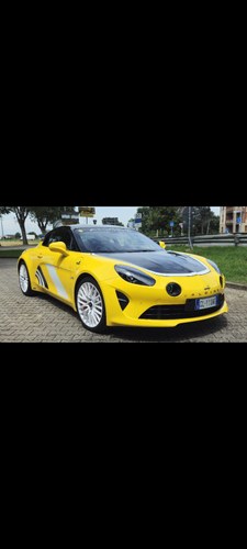 Alpine A110 tour de corse 75