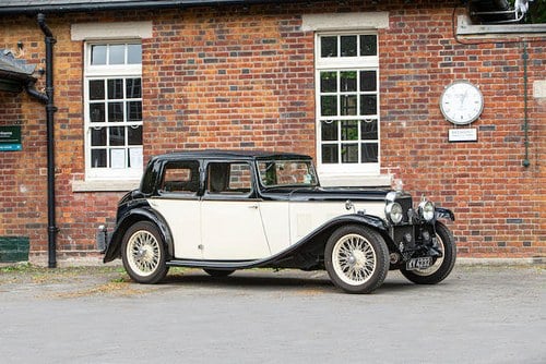 1933 ALVIS SA 16.95 SALOON For Sale by Auction