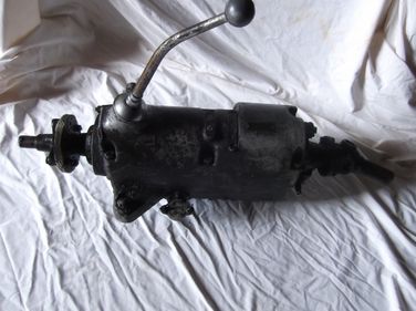 Picture of alvis speed 20 gearbox.