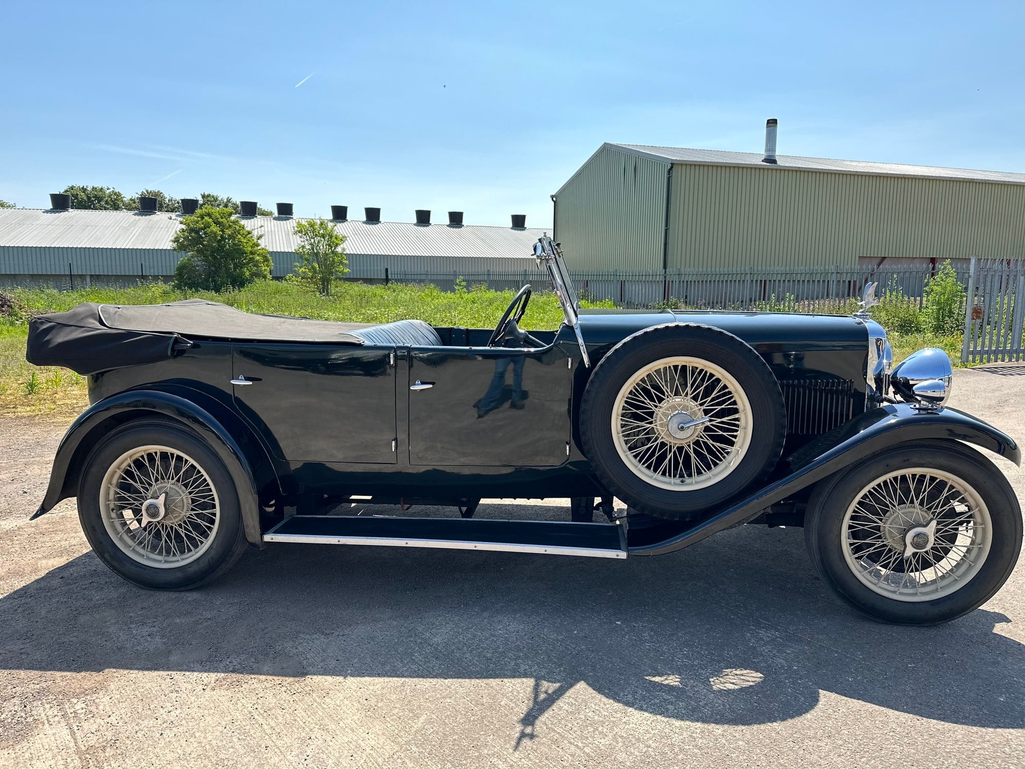 1932 Alvis Silver Eagle Cross and Ellis 4 door sports tourer, foto 2