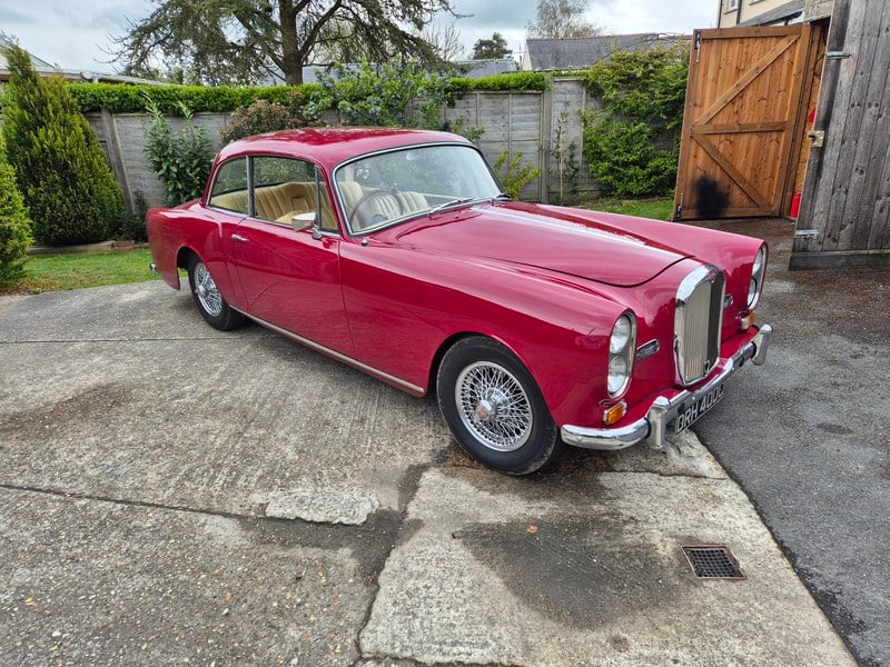 Rapid Classics: Eine Suche. Alle Oldtimer. 27 » Rapid Classics: Eine Suche. Alle Oldtimer. 1965 Alvis TE 21