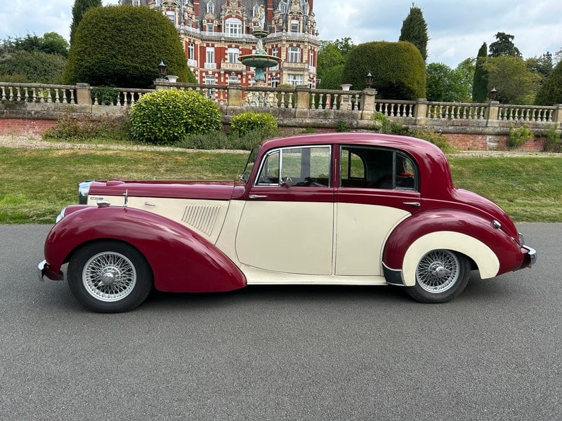 Rapid Classics: Eine Suche. Alle Oldtimer. 17 » Rapid Classics: Eine Suche. Alle Oldtimer. 1955 Alvis TC 21