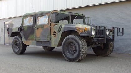 1990 AM General M998 HMMWV Hummer H1