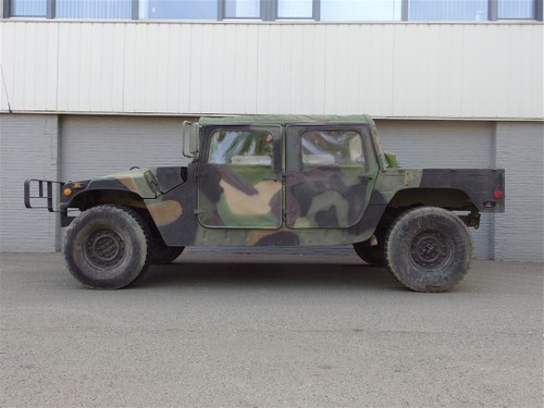 1990 AM General M998 HMMWV Hummer H1