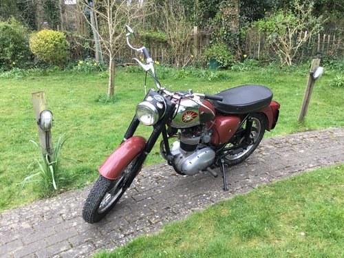 BSA C15 1966 With G Series Engine Till salu