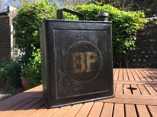 Original BP petrol can date stamped 1929 For Sale