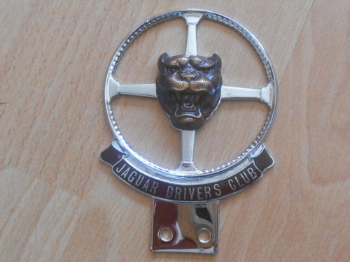 c1970 Vintage Jaguar Drivers Club Enamel Car Badge For Sale