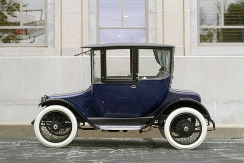 1917 Detroit Electric Model 68 SOLD