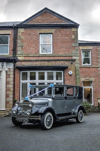 1997 The New Model of Imperial Wedding Car for sale For Sale