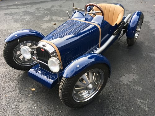 Children’s electric powered Bugatti In vendita
