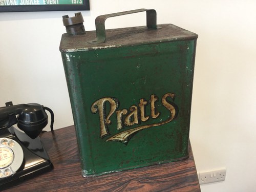 Pratts petrol can pre war For Sale