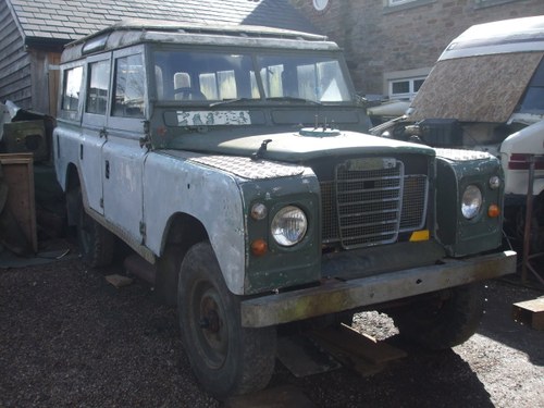 Landrover 1971 series 2a 109 station wagon For Sale
